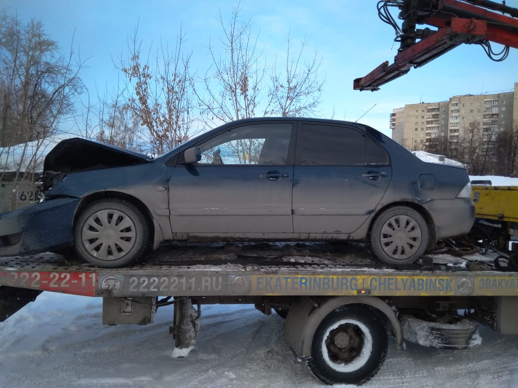 продать авто Mitsubishi Lancer в Снежинске