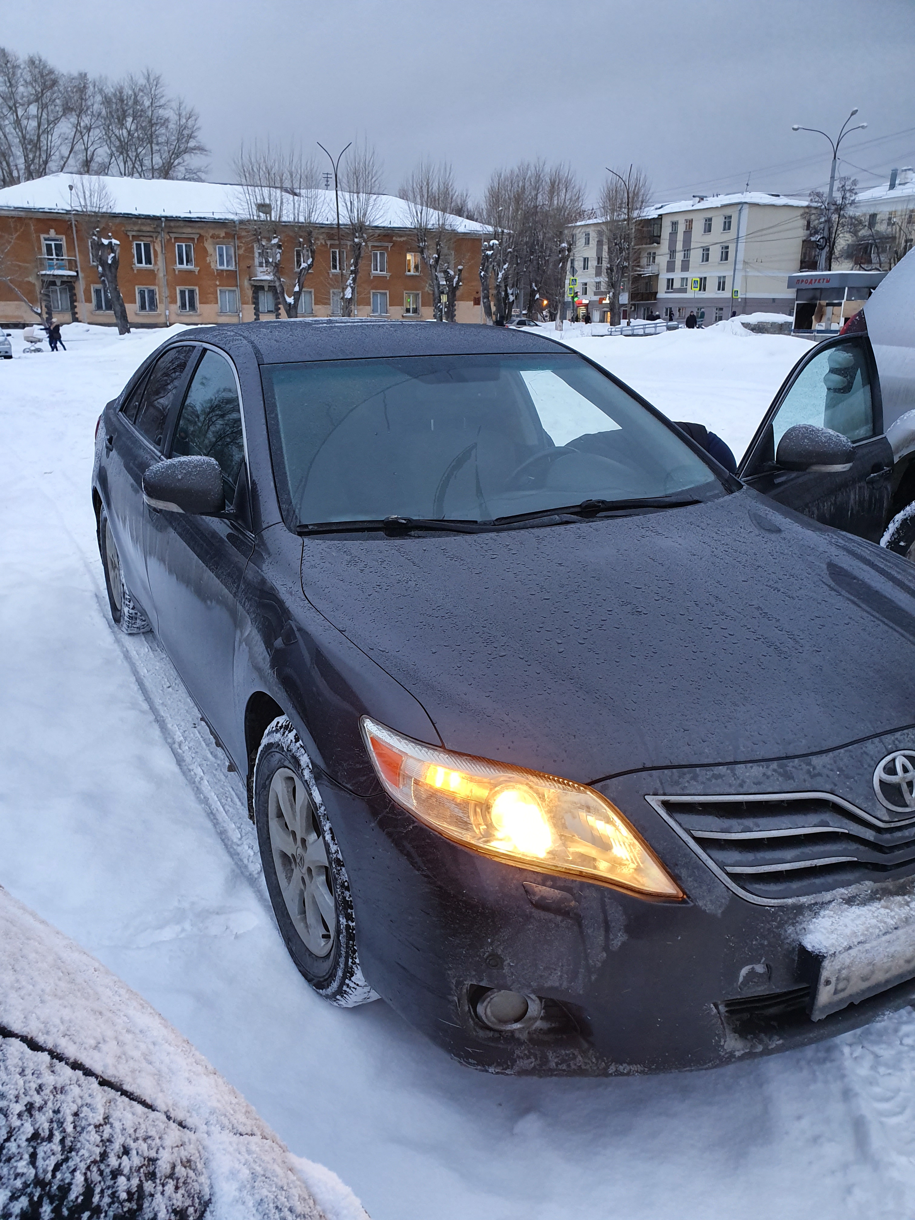 скупка авто Toyota Camry в Североуральске